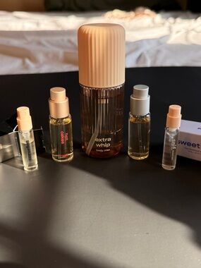 Snif Assorted Perfume Vials - Peachy Pink & Amber